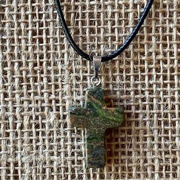 Unakite Stone Cross Pendant Necklace Crystal Healing Spirituality Unisex Jewelry - Picture 4 of 6
